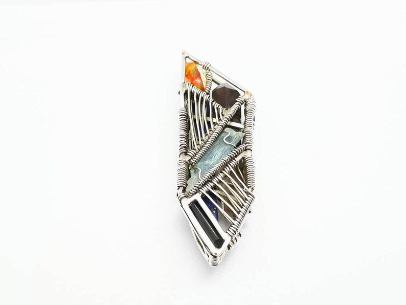 Fabwire Pendant