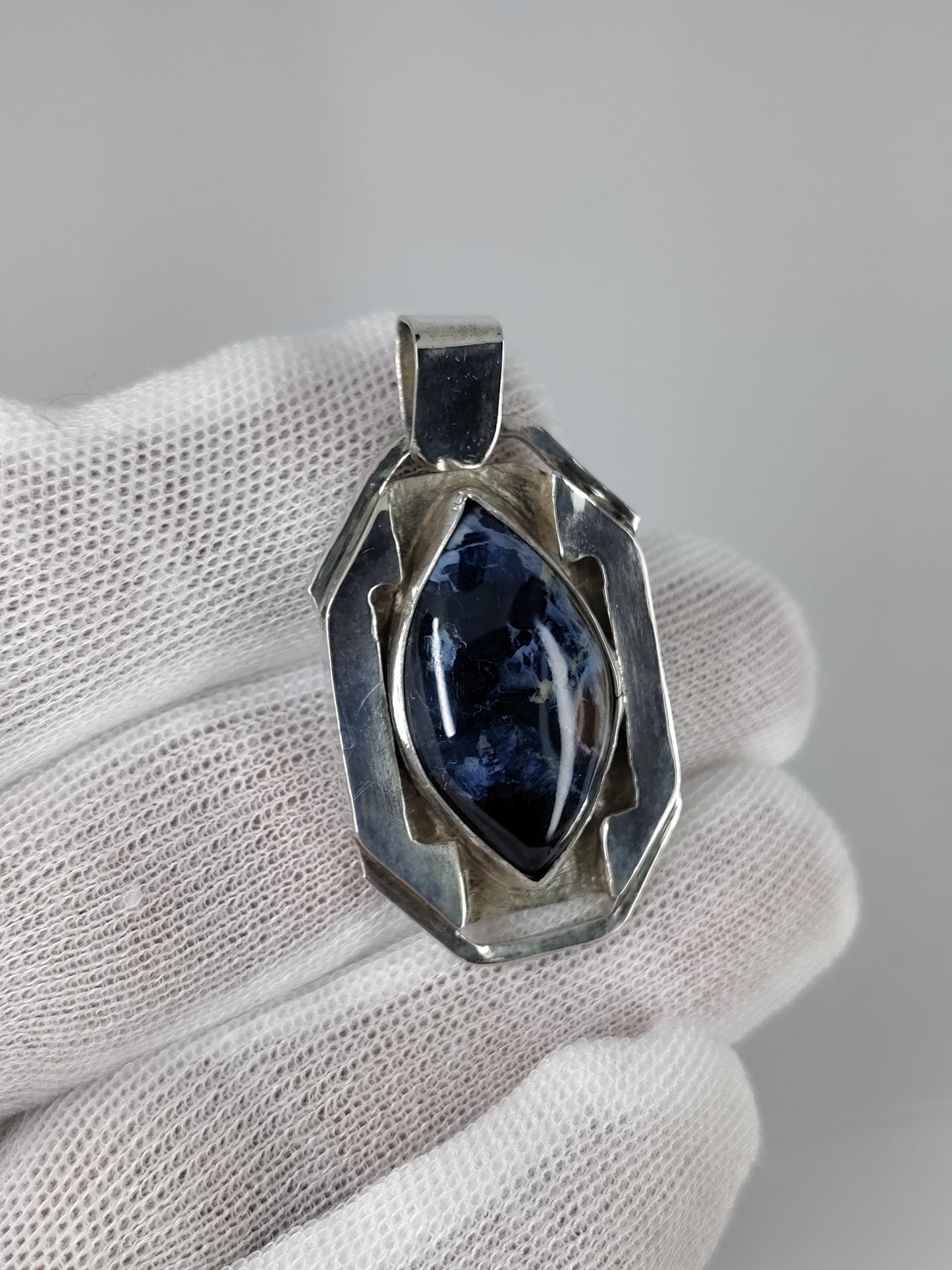 Pietersite Pendant